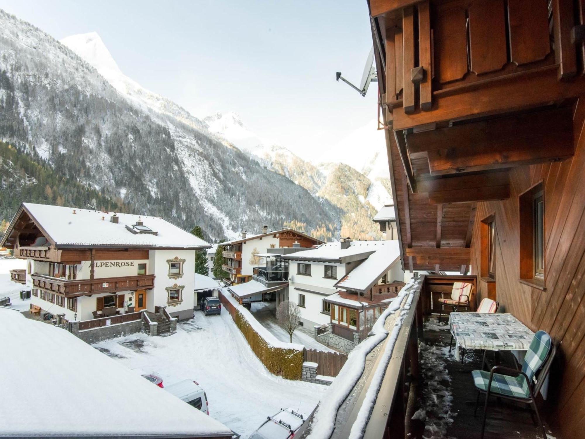 Comfortable Apartment In L Ngenfeld With Ski Storage Лангенфельд Экстерьер фото